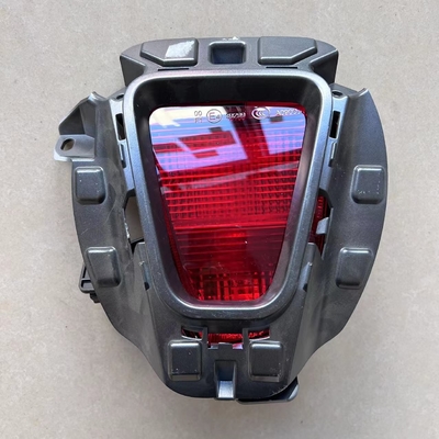 CHANGAN CS75 PLUS Farol traseiro do pára-choque do carro Farol de nevoeiro com o n.o OE 4116110-CD05 em vermelho