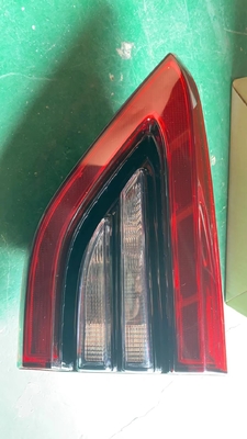 Chery Tiehu 5X Luz Flat traseira Luz traseira J68-4433030 para Chery e varejo