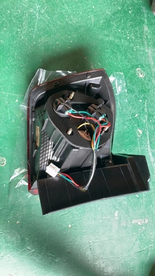 12V OE No. J68-4433020 Chery Tiggo 5X Lâmpada de curva traseira direita