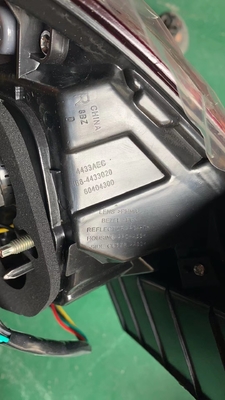 12V OE No. J68-4433020 Chery Tiggo 5X Lâmpada de curva traseira direita