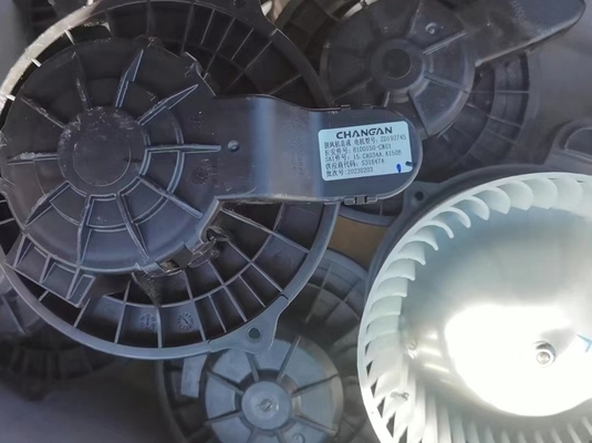 Tamanho padrão de mudança de unidade CS75plus Motor de aquecimento Blower Assembly Motor8100150-CN01