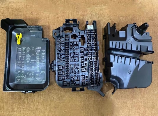 52mm Changan CS55 Ruicheng CC OE NO. NO TKV Compartimento do motor Caixa de fusíveis Caixa de relé