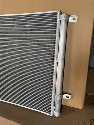 8105100XKQ00A Condensador de ar condicionado de carro para sistema HAVAL F7 da Grande Muralha