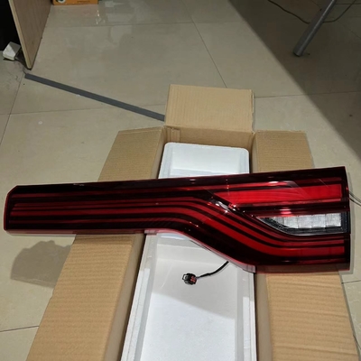 Changan CS95 Central Tail Light Through-Type Tail Light para 2017 - Visibilidade aprimorada