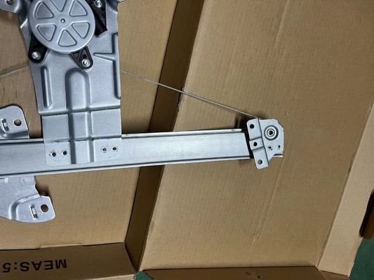 Peças originais de automóveis Changan CS35 Montagem de elevadores de vidro para fornecimento de pára-brisas dianteiros de automóveis