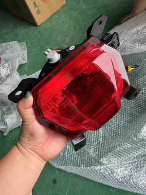 Changan CS55 Luz traseira traseira Lâmpada de nevoeiro traseira Lâmpada traseira de pára-choque 4116110-AWO1 Voltagem 12V