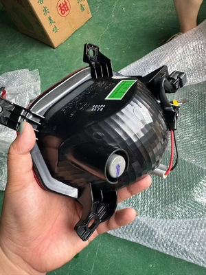 Changan CS55 Luz traseira traseira Lâmpada de nevoeiro traseira Lâmpada traseira de pára-choque 4116110-AWO1 Voltagem 12V