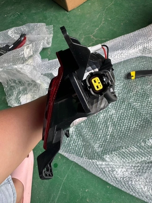 Changan CS55 Luz traseira traseira Lâmpada de nevoeiro traseira Lâmpada traseira de pára-choque 4116110-AWO1 Voltagem 12V